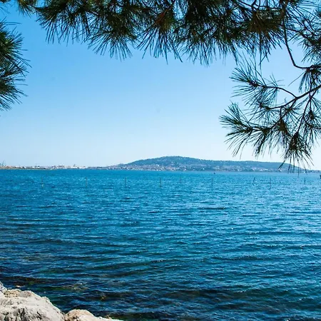 Waterfront - With Spectacular Views And Direct Access To The Laguna Vila *